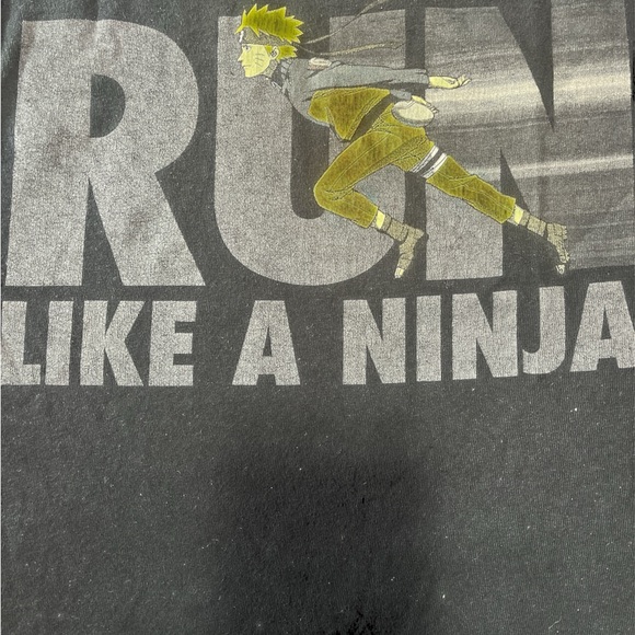 Men’s Naruto Run Like a Ninja Tee- Size M - Picture 2 of 6